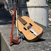 Die Bauernfidel ist eine Leihgabe der Iglauer Sprachinsel.